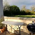 בית נופש Proche *
